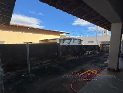 Casa para Venda na cidade de Pen&aacute;polis no bairro Vila F&aacute;tima