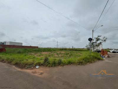 Terreno para Venda na cidade de Pen&aacute;polis no bairro Residencial Jardim do Lago V